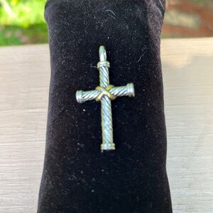 Beautiful  sterling silver cross